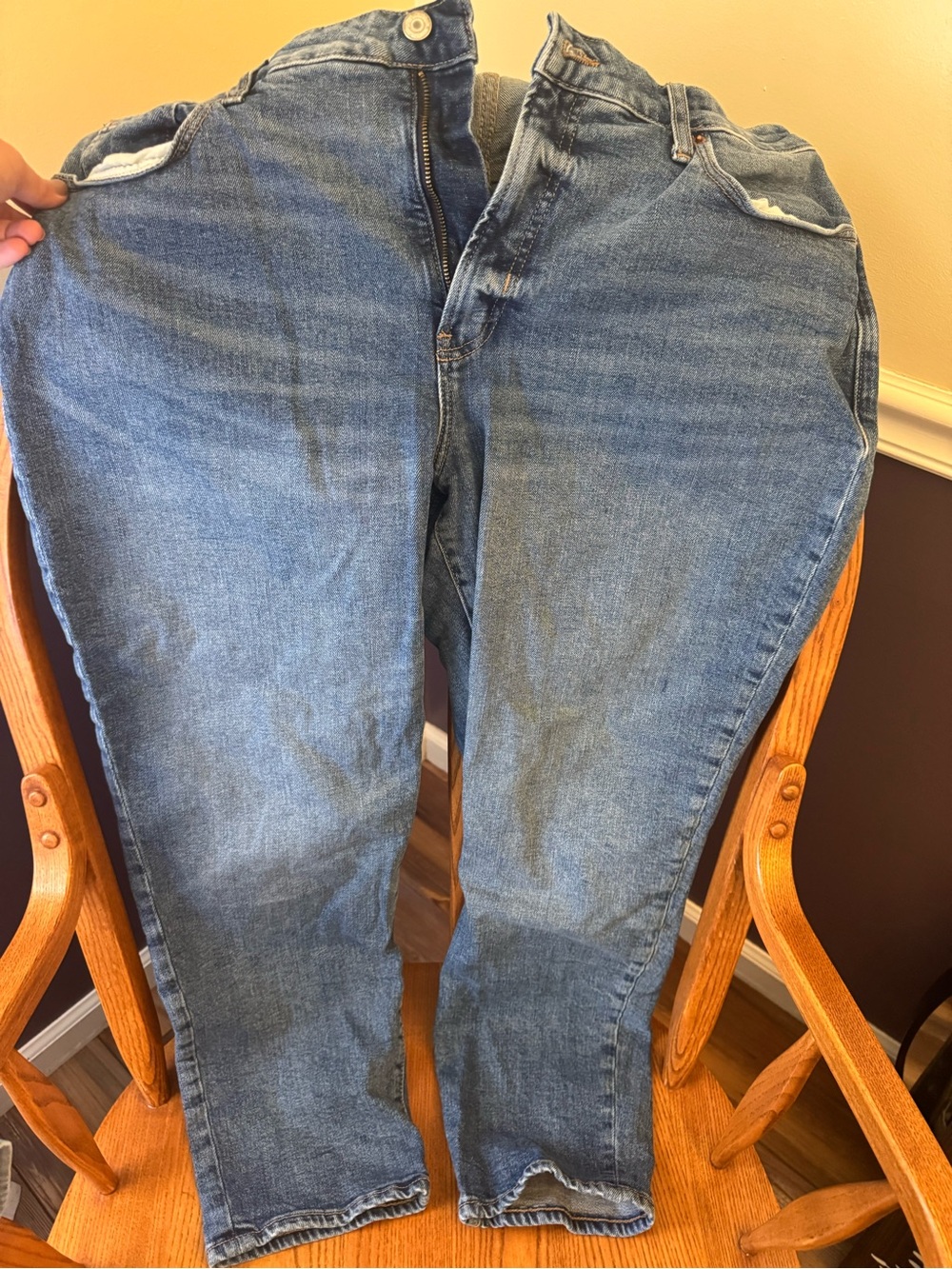 Old Navy High-Rise Jeans in Medium Blue Wash